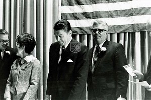 Image description is not available for 1969.070